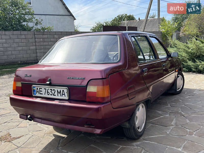 Ліфтбек ЗАЗ 1103 Славута 2000 в Кам'янському фото 12 Ліфтбек ЗАЗ 1103 Славута 2000 в Кам'янському