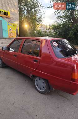 Лифтбек ЗАЗ 1103 Славута 2006 в 