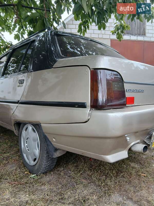 Ліфтбек ЗАЗ 1103 Славута 2002 в Шишаках