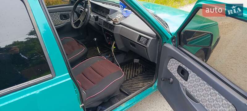 Лифтбек ЗАЗ 1103 Славута 2003 в Чернигове фото 3 Лифтбек ЗАЗ 1103 Славута 2003 в Чернигове