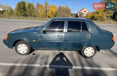 Лифтбек ЗАЗ 1103 Славута 2005 в 
