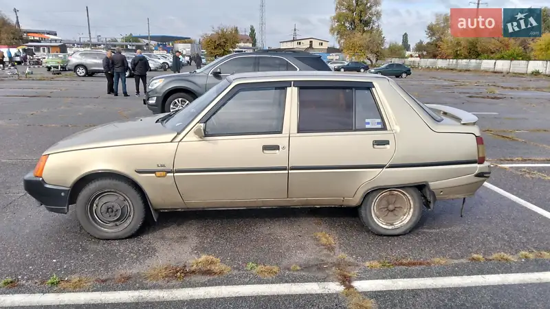 ЗАЗ 1103 Славута 2002