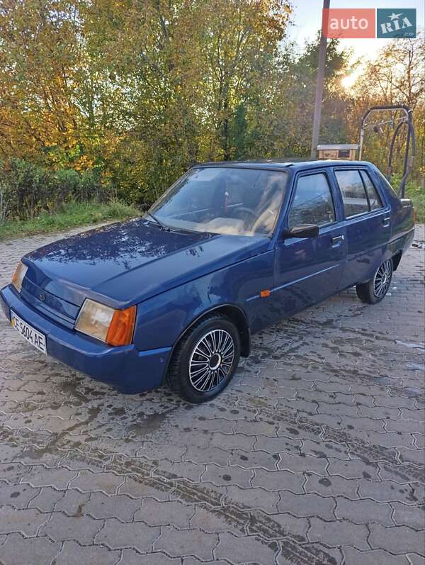 Ліфтбек ЗАЗ 1103 Славута 2005 в Чернівцях фото Ліфтбек ЗАЗ 1103 Славута 2005 в Чернівцях