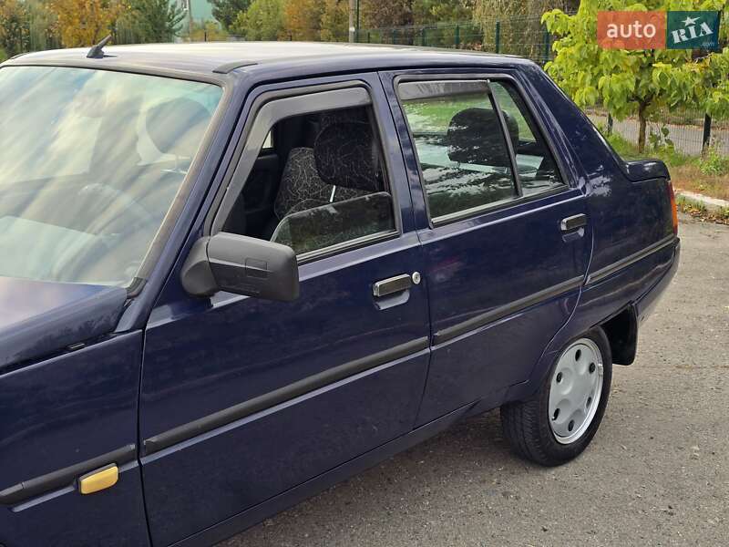 Лифтбек ЗАЗ 1103 Славута 2005 в Хмельницком