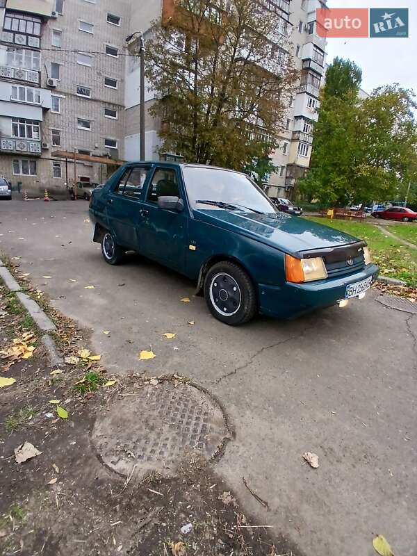 Лифтбек ЗАЗ 1103 Славута 2004 в Черноморске фото 8 Лифтбек ЗАЗ 1103 Славута 2004 в Черноморске