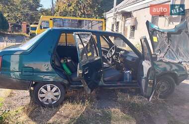 Лифтбек ЗАЗ 1103 Славута 2000 в 
