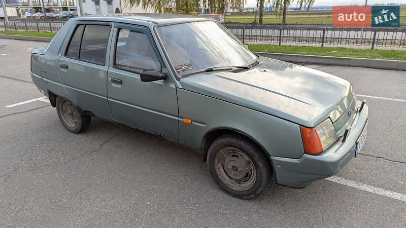 Лифтбек ЗАЗ 1103 Славута 2007 в Киеве фото 3 Лифтбек ЗАЗ 1103 Славута 2007 в Киеве