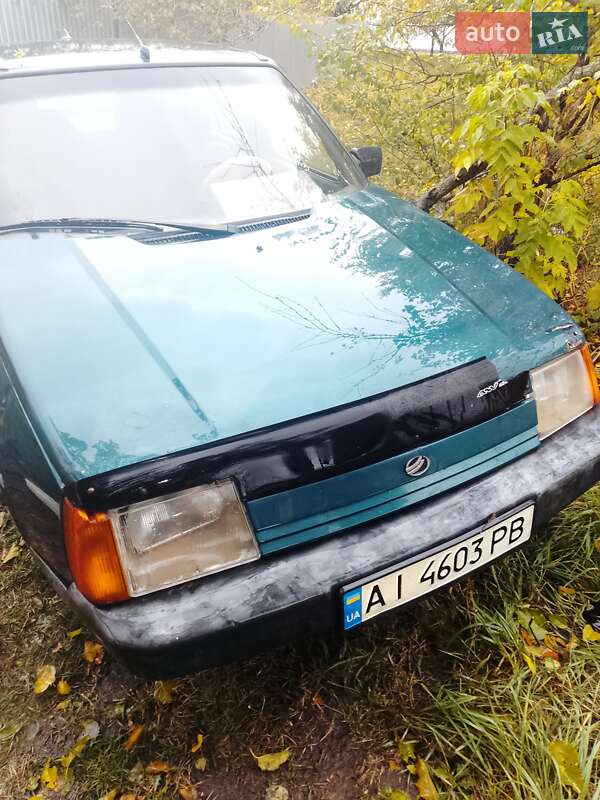 Лифтбек ЗАЗ 1103 Славута 1999 в Решетиловке фото Лифтбек ЗАЗ 1103 Славута 1999 в Решетиловке