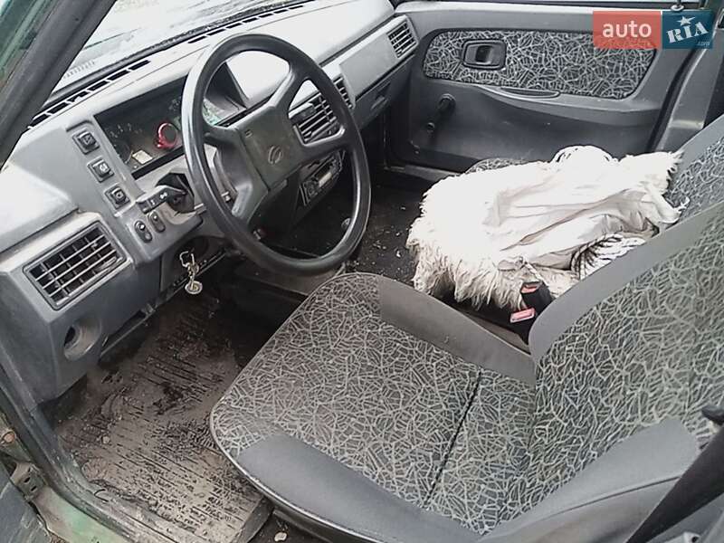 Ліфтбек ЗАЗ 1103 Славута 2003 в Богуславі фото 4 Ліфтбек ЗАЗ 1103 Славута 2003 в Богуславі