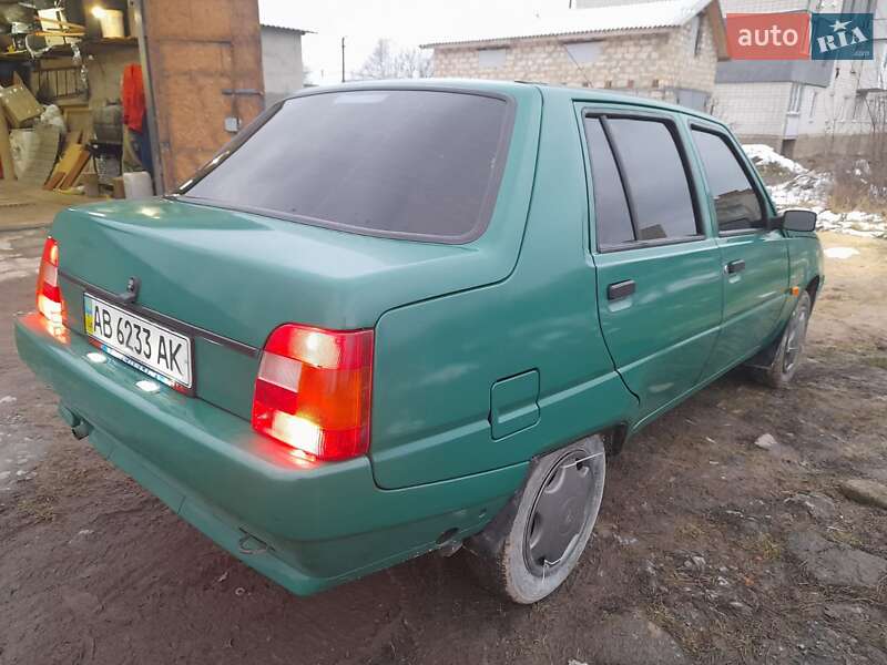 Лифтбек ЗАЗ 1103 Славута 2006 в Сутисках фото 3 Лифтбек ЗАЗ 1103 Славута 2006 в Сутисках