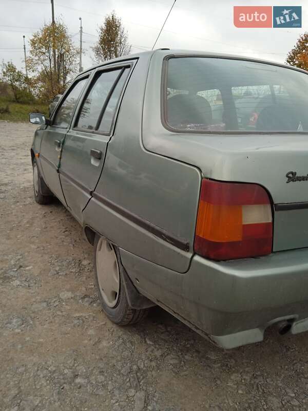 Ліфтбек ЗАЗ 1103 Славута 2006 в Кам'янець-Подільському фото 3 Ліфтбек ЗАЗ 1103 Славута 2006 в Кам'янець-Подільському