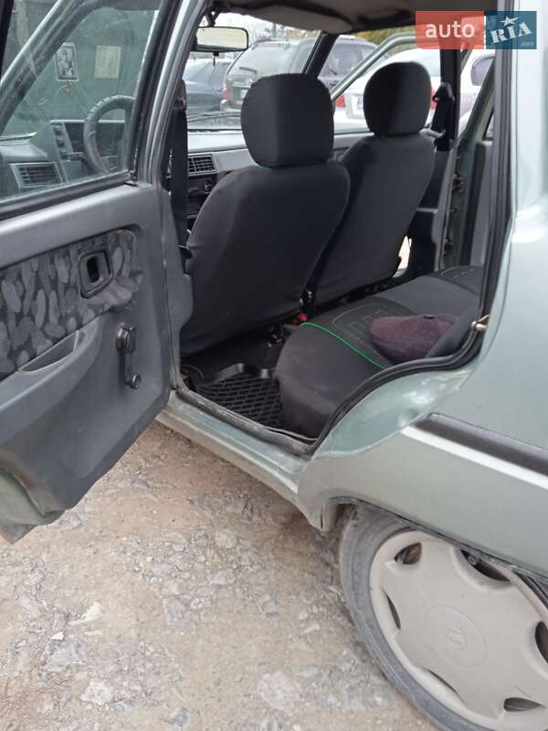 Ліфтбек ЗАЗ 1103 Славута 2006 в Кам'янець-Подільському фото 12 Ліфтбек ЗАЗ 1103 Славута 2006 в Кам'янець-Подільському