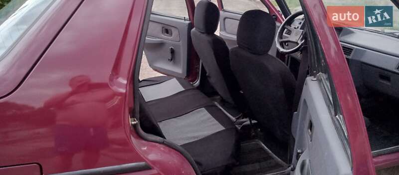 Лифтбек ЗАЗ 1103 Славута 2004 в Южноукраинске фото 2 Лифтбек ЗАЗ 1103 Славута 2004 в Южноукраинске