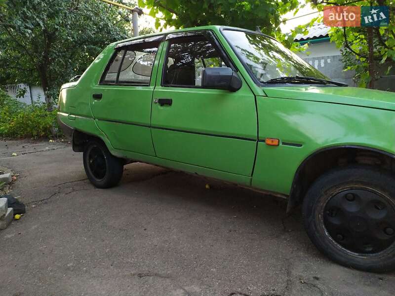 Ліфтбек ЗАЗ 1103 Славута 2004 в Жовтих Водах фото 8 Ліфтбек ЗАЗ 1103 Славута 2004 в Жовтих Водах