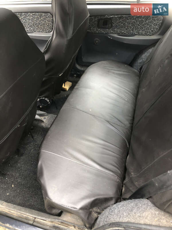 Лифтбек ЗАЗ 1103 Славута 2004 в Харькове фото 6 Лифтбек ЗАЗ 1103 Славута 2004 в Харькове