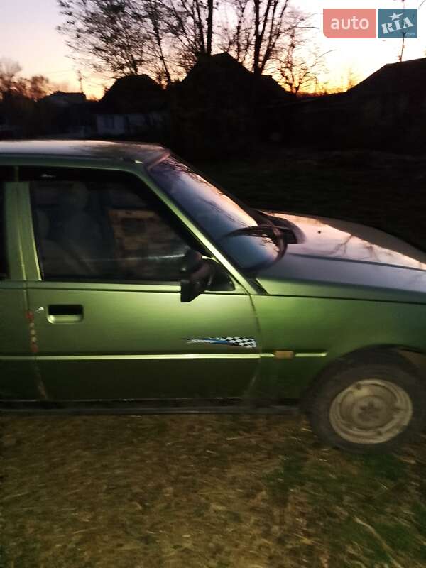 Лифтбек ЗАЗ 1103 Славута 2001 в Каменец-Подольском фото 5 Лифтбек ЗАЗ 1103 Славута 2001 в Каменец-Подольском