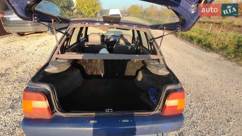 Лифтбек ЗАЗ 1103 Славута 2003 в Подволочиске