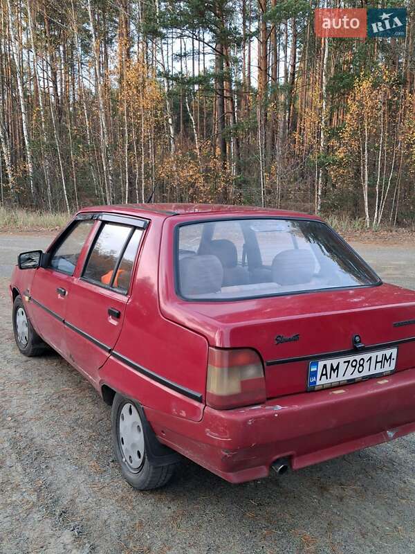 Ліфтбек ЗАЗ 1103 Славута 2001 в Малині