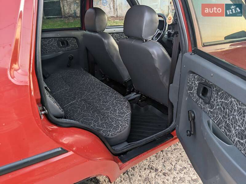 Лифтбек ЗАЗ 1103 Славута 2006 в Ровно