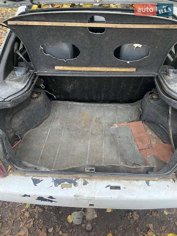 Лифтбек ЗАЗ 1103 Славута 2004 в Черкассах фото 10 Лифтбек ЗАЗ 1103 Славута 2004 в Черкассах