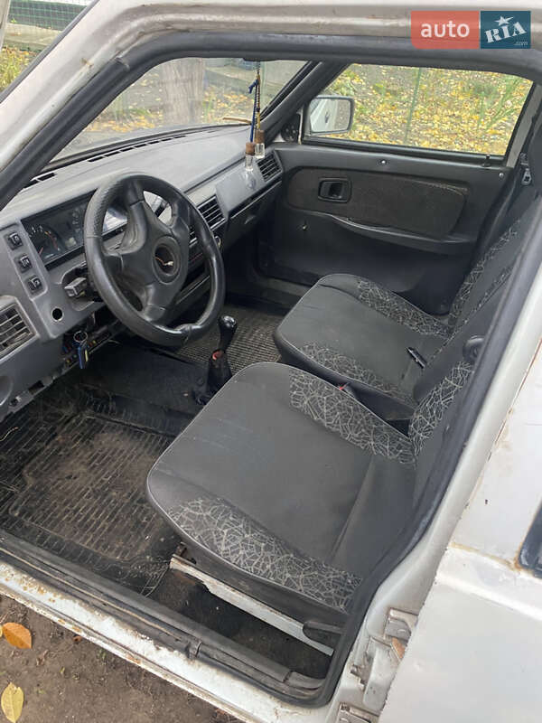 Лифтбек ЗАЗ 1103 Славута 2004 в Черкассах фото 12 Лифтбек ЗАЗ 1103 Славута 2004 в Черкассах