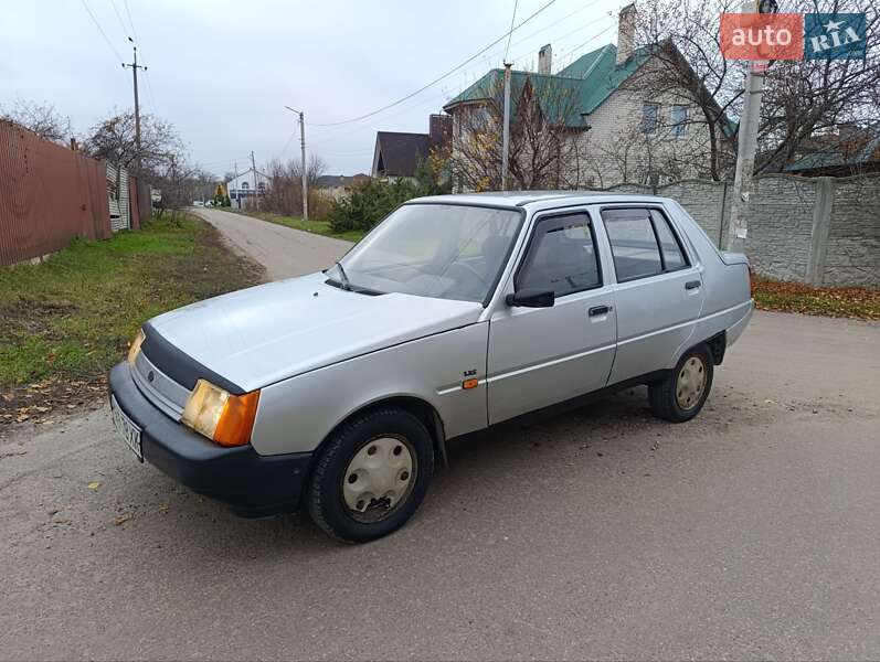 Лифтбек ЗАЗ 1103 Славута 2003 в Харькове фото 9 Лифтбек ЗАЗ 1103 Славута 2003 в Харькове