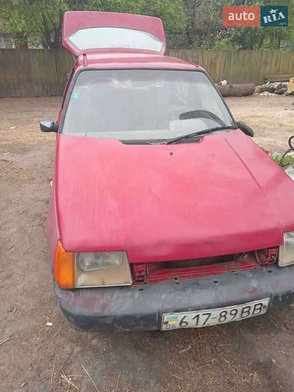 Лифтбек ЗАЗ 1103 Славута 2002 в Романове фото 5 Лифтбек ЗАЗ 1103 Славута 2002 в Романове