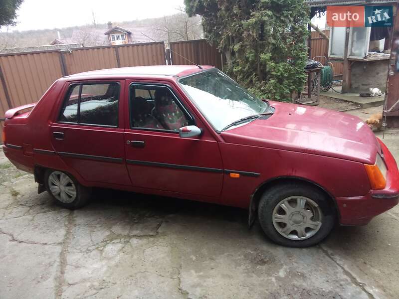 Ліфтбек ЗАЗ 1103 Славута 2003 в Снятині