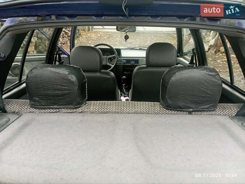 Ліфтбек ЗАЗ 1103 Славута 2003 в Устивиці