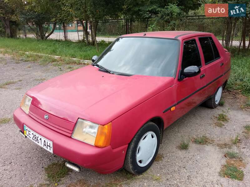 Ліфтбек ЗАЗ 1103 Славута 2002 в Чернівцях