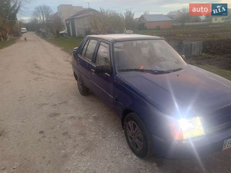Лифтбек ЗАЗ 1103 Славута 2004 в Тернополе фото 2 Лифтбек ЗАЗ 1103 Славута 2004 в Тернополе