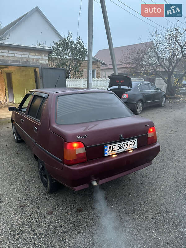 Ліфтбек ЗАЗ 1103 Славута 2006 в Нікополі