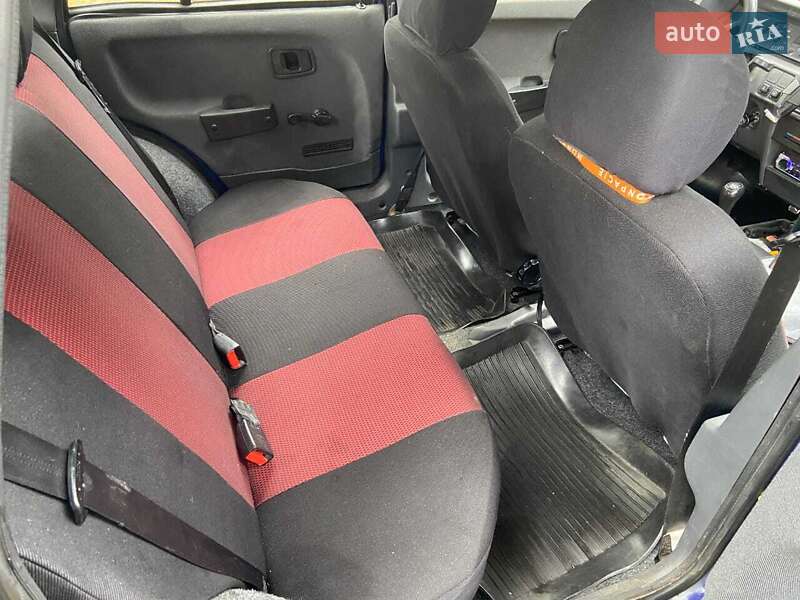 Ліфтбек ЗАЗ 1103 Славута 2002 в Києві фото 9 Ліфтбек ЗАЗ 1103 Славута 2002 в Києві