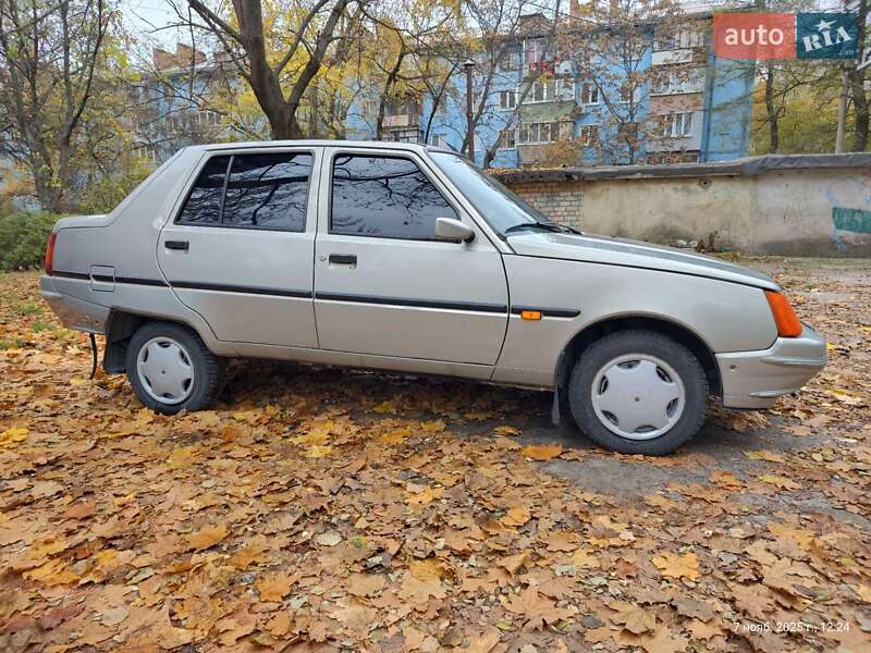 ЗАЗ 1103 Славута 2006