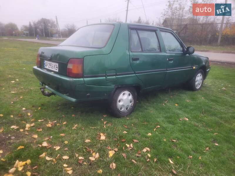 Лифтбек ЗАЗ 1103 Славута 2004 в Вольнянске