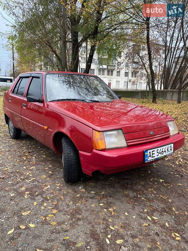 Лифтбек ЗАЗ 1103 Славута 2006 в Синельниково