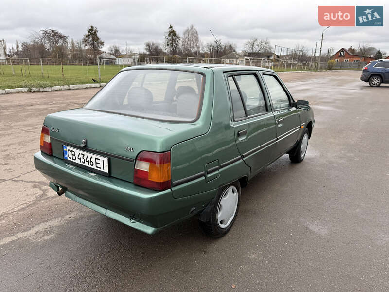 Лифтбек ЗАЗ 1103 Славута 2006 в Прилуках