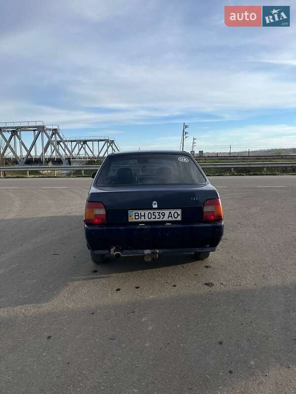 Лифтбек ЗАЗ 1103 Славута 2005 в Болграде фото Лифтбек ЗАЗ 1103 Славута 2005 в Болграде