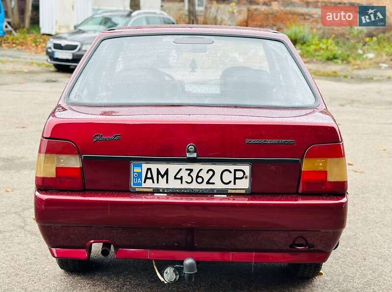 Ліфтбек ЗАЗ 1103 Славута 2001 в Житомирі