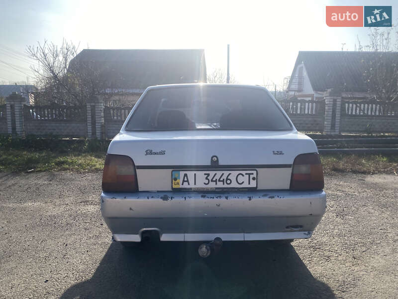 Лифтбек ЗАЗ 1103 Славута 2004 в Ракитном фото 5 Лифтбек ЗАЗ 1103 Славута 2004 в Ракитном