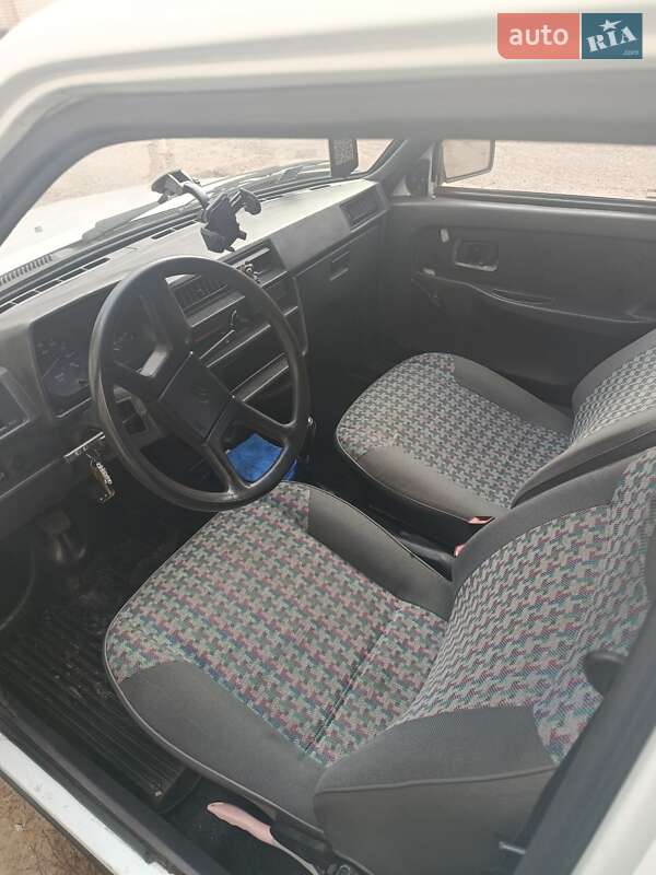 Лифтбек ЗАЗ 1103 Славута 2003 в Запорожье фото 3 Лифтбек ЗАЗ 1103 Славута 2003 в Запорожье