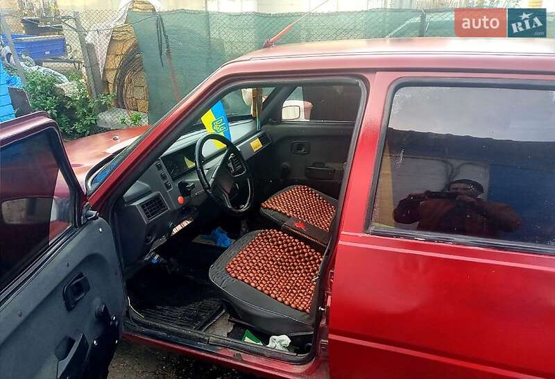 Лифтбек ЗАЗ 1103 Славута 1999 в Ватутино фото 5 Лифтбек ЗАЗ 1103 Славута 1999 в Ватутино