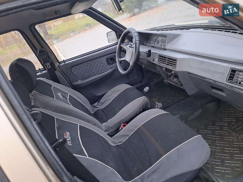 Лифтбек ЗАЗ 1103 Славута 2003 в Черновцах