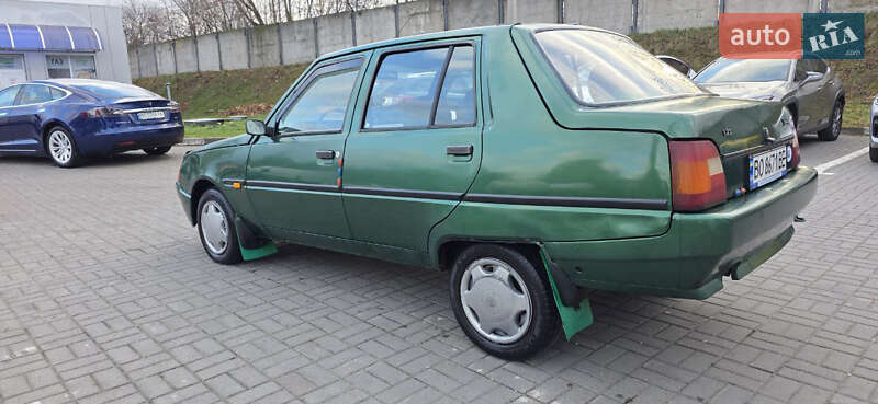 Лифтбек ЗАЗ 1103 Славута 2003 в Тернополе