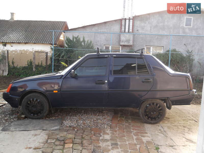 Ліфтбек ЗАЗ 1103 Славута 2004 в Ізмаїлі фото 3 Ліфтбек ЗАЗ 1103 Славута 2004 в Ізмаїлі