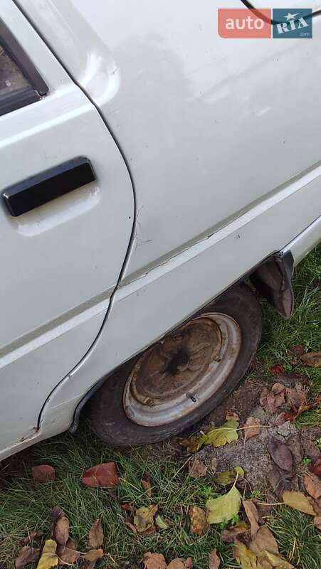 Лифтбек ЗАЗ 1103 Славута 2003 в Кременчуге фото 4 Лифтбек ЗАЗ 1103 Славута 2003 в Кременчуге