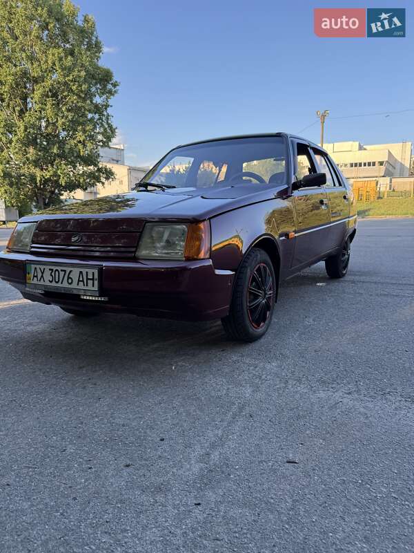 Лифтбек ЗАЗ 1103 Славута 2005 в Харькове фото 3 Лифтбек ЗАЗ 1103 Славута 2005 в Харькове