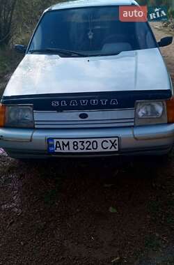 Лифтбек ЗАЗ 1103 Славута 2003 в Житомире