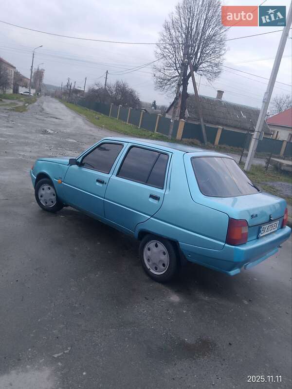 Ліфтбек ЗАЗ 1103 Славута 2004 в Шепетівці