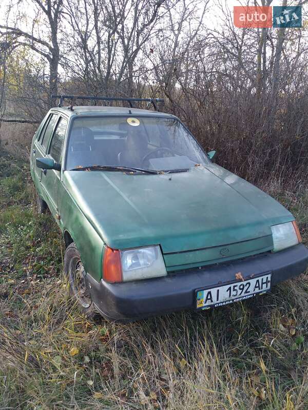 Лифтбек ЗАЗ 1103 Славута 2003 в Богуславе фото 3 Лифтбек ЗАЗ 1103 Славута 2003 в Богуславе